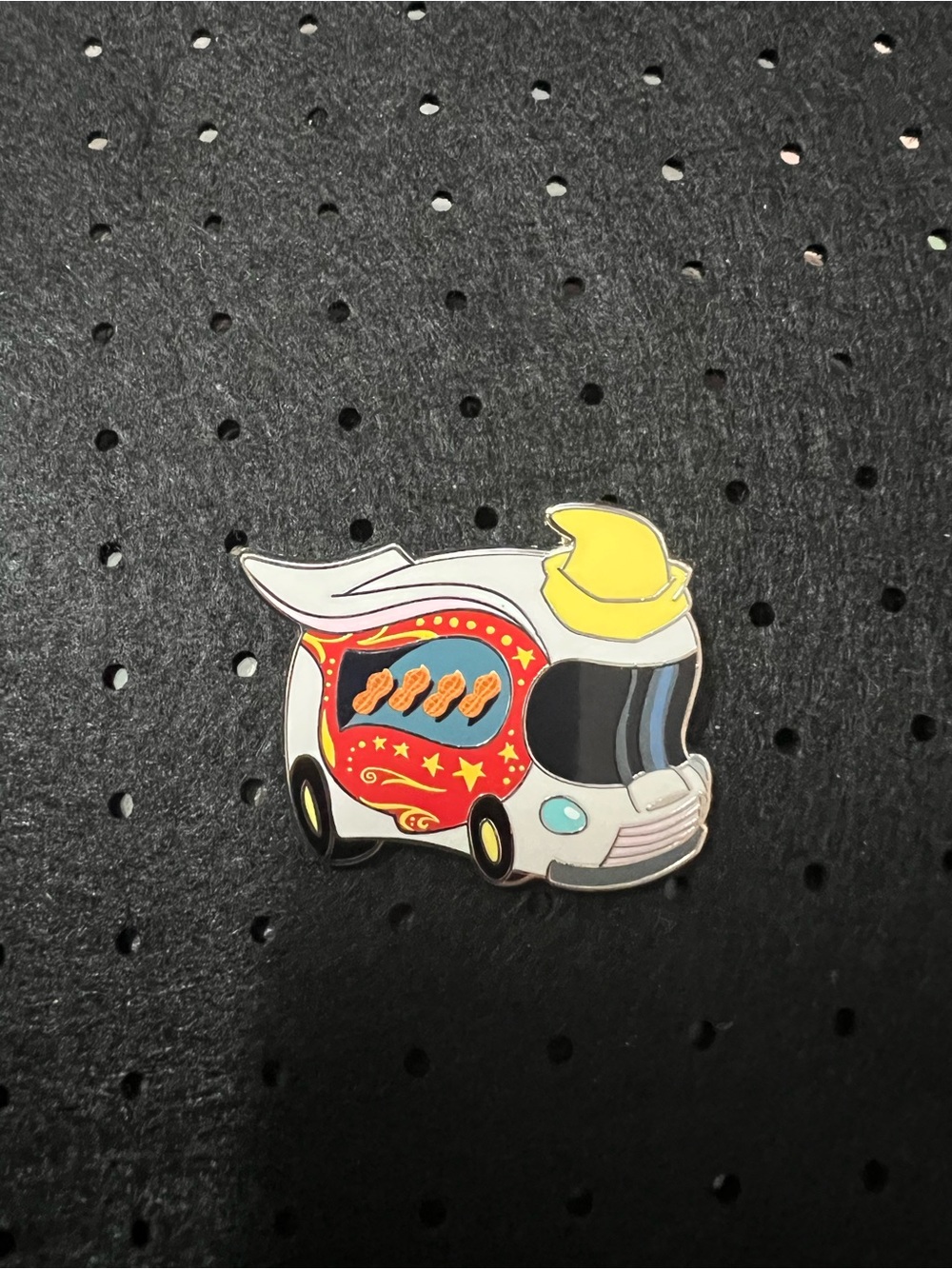 Disney Parks Dumbo Food Truck Mystery Pin Authentic Trading Pin DLR WDW Circus